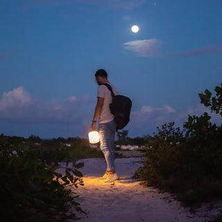 Luci® Base Light